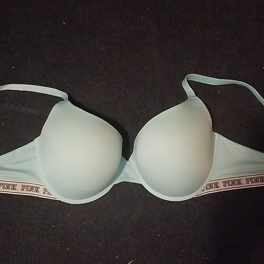 PINK Victoria Secret Wear Everywhere Push-Up 36DDD